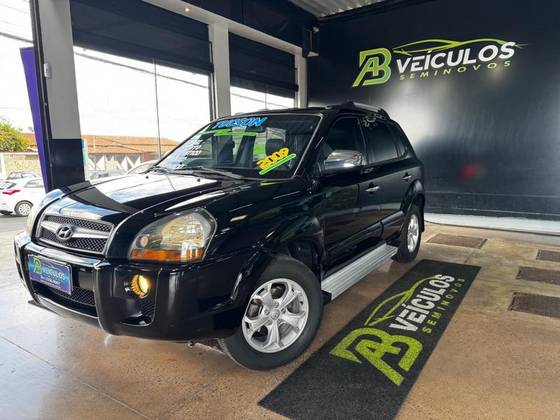HYUNDAI TUCSON 2.0 MPFI GL 16V 142CV 2WD GASOLINA 4P AUTOMÁTICO HYUNDAI TUCSON 2.0 MPFI GL 16V 142CV 2WD GASOLINA 4P AUTOMÁTICO